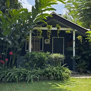 The Kandyan Manor By Bhathiya & Suzy Homestay